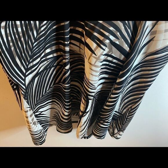 🎀Swim solutions printed zebra tankini swim top size:14🎁 - Picture 3 of 7